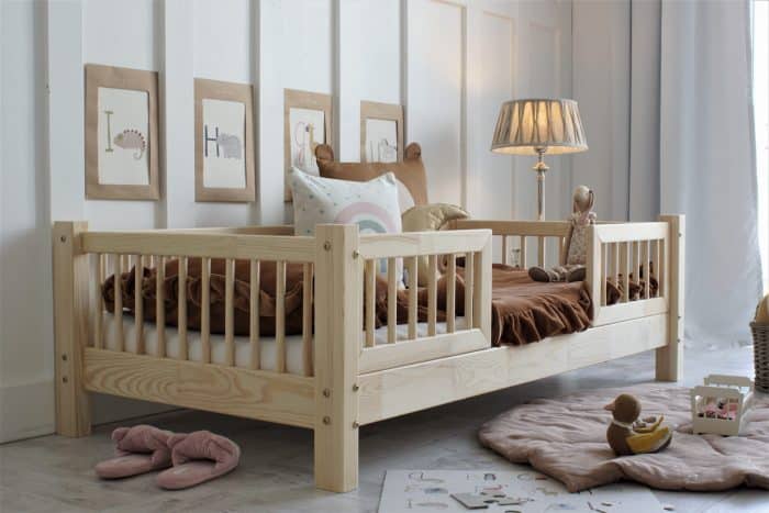 Kinderbett aus Massivholz Stockholm